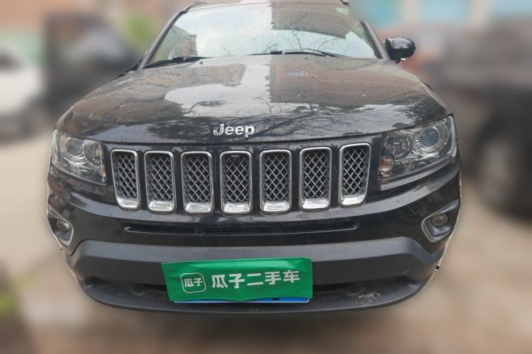 Used Jeep Compass 2014 2.4L four-wheel drive luxury version Front