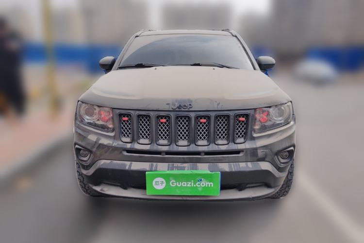 Used Jeep Compass 2014 2.4L Four-Wheel Drive Serpentine Collection Edition Front