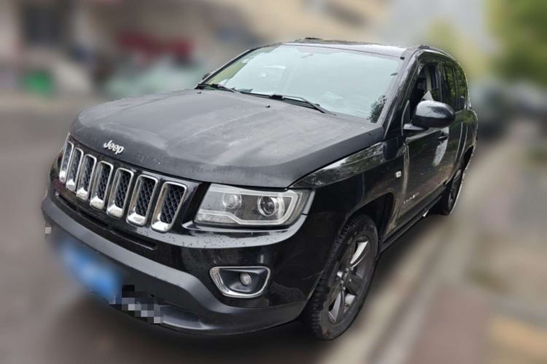 Used Jeep Compass 2014 2.4L four-wheel drive sport version Front Left 45 Deg