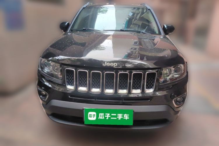 Used Jeep Compass 2014 2.4L four-wheel drive luxury version Front