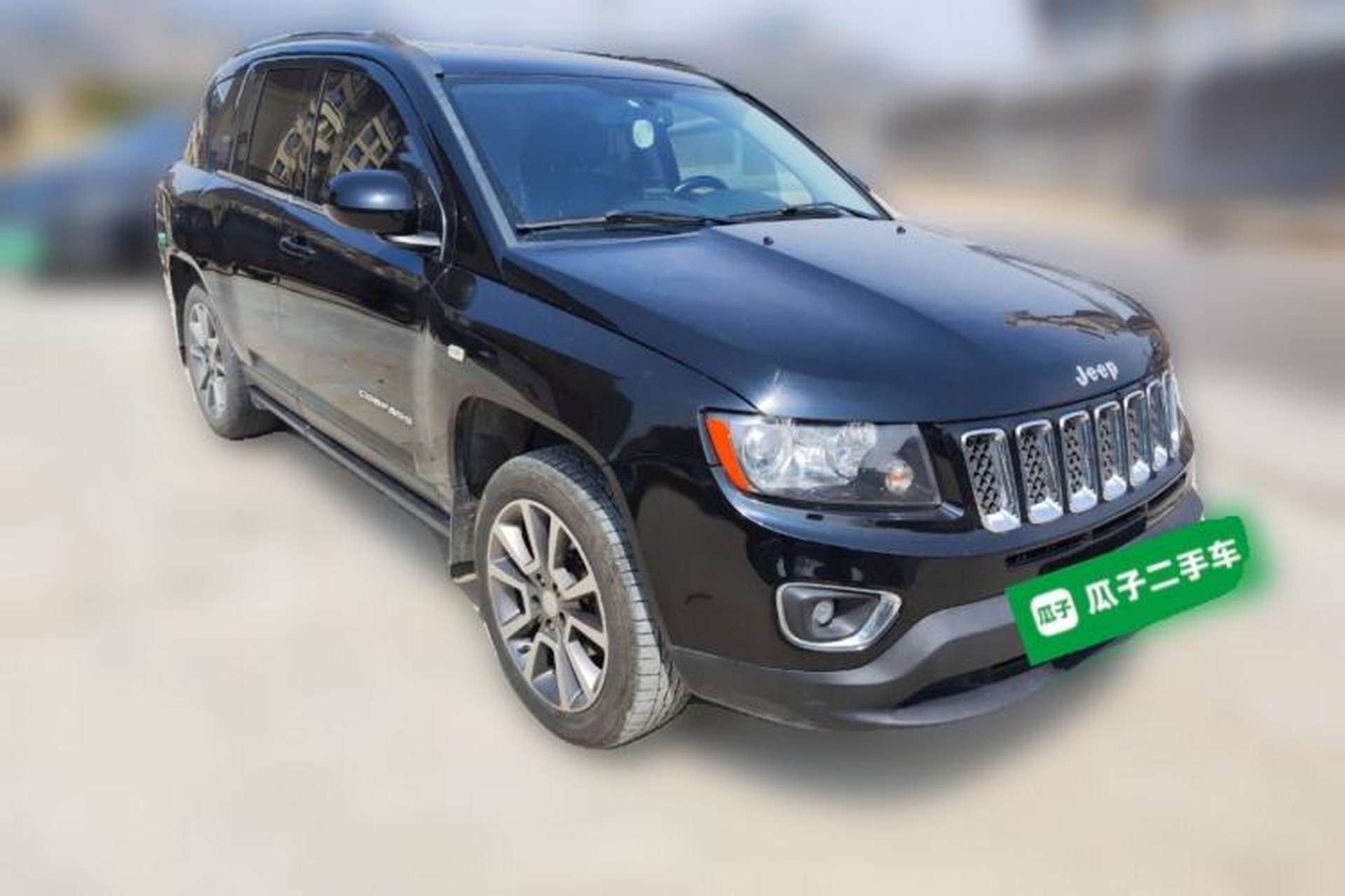 Used Jeep Compass 2014 Revised Version 2.0L Two-Wheel Drive Elite Edition Front Right 45 Deg