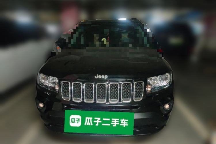Used Jeep Compass 2014 2.0L two-wheel drive sport version Front