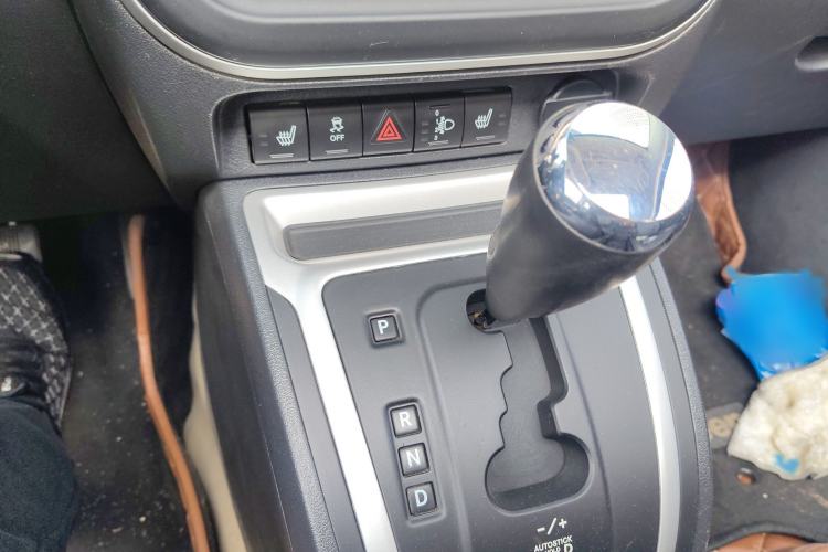 Used Jeep Compass 2014 Revised Version 2.0L Two-Wheel Drive Elite Edition Gear Lever