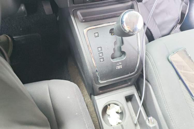 Used Jeep Compass 2014 Revised Version 2.0L Two-Wheel Drive Entry-Level Edition Gear Lever