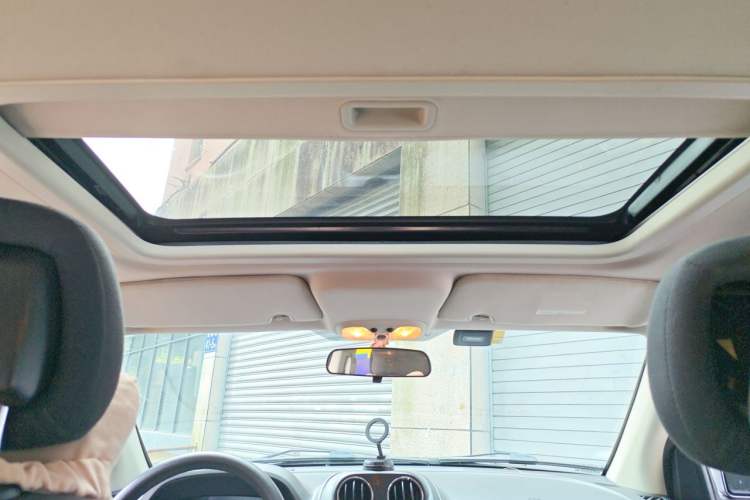 Used Jeep Compass 2014 Revised Version 2.0L Two-Wheel Drive Entry-Level Edition Headliner