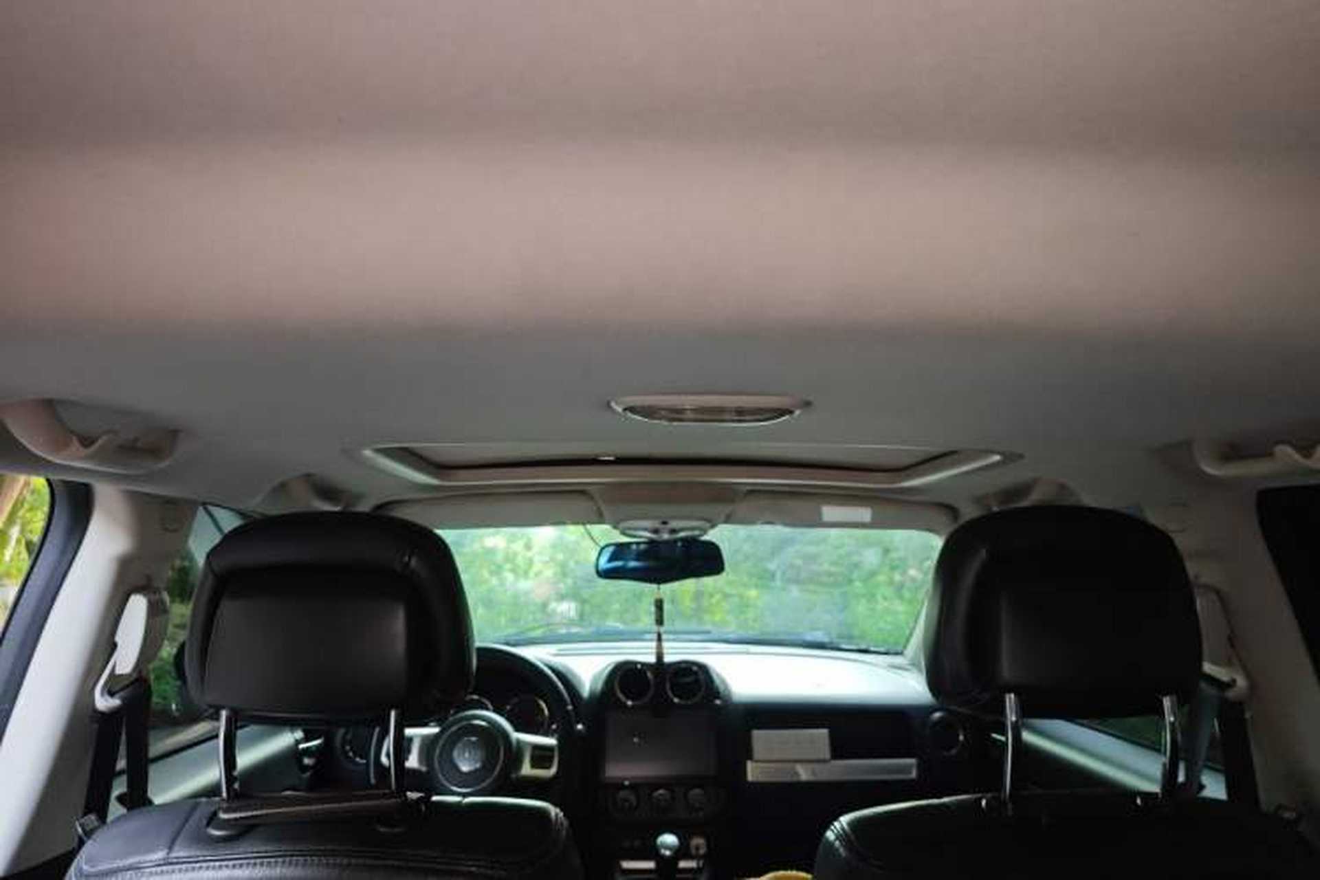 Used Jeep Compass 2014 2.0L two-wheel drive luxury version Headliner
