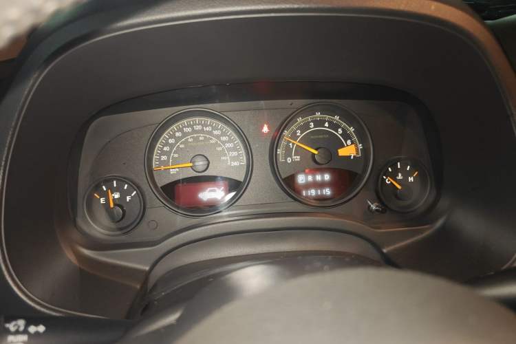 Used Jeep Compass 2014 Revised Version 2.4L Four-Wheel Drive Comfort Edition Instrument Cluster