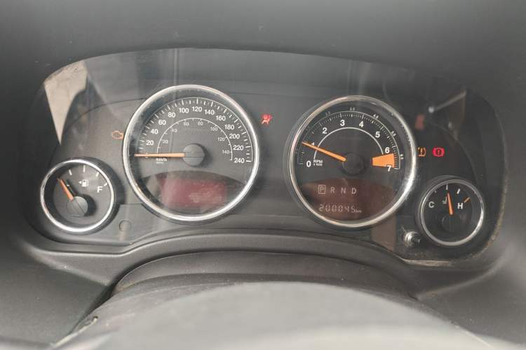 Used Jeep Compass 2014 Revised Version 2.4L Four-Wheel Drive Comfort Edition Instrument Cluster