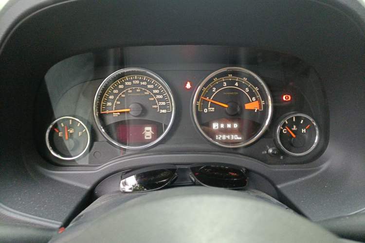 Used Jeep Compass 2014 Revised Version 2.4L Four-Wheel Drive Comfort Edition Instrument Cluster