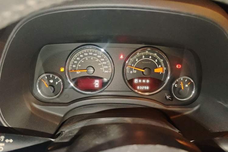 Used Jeep Compass 2014 Revised Version 2.0L Two-Wheel Drive Elite Edition Instrument Cluster