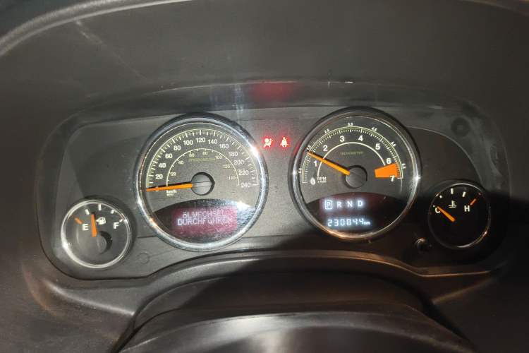 Used Jeep Compass 2014 Revised Version 2.4L Four-Wheel Drive Comfort Edition Instrument Cluster