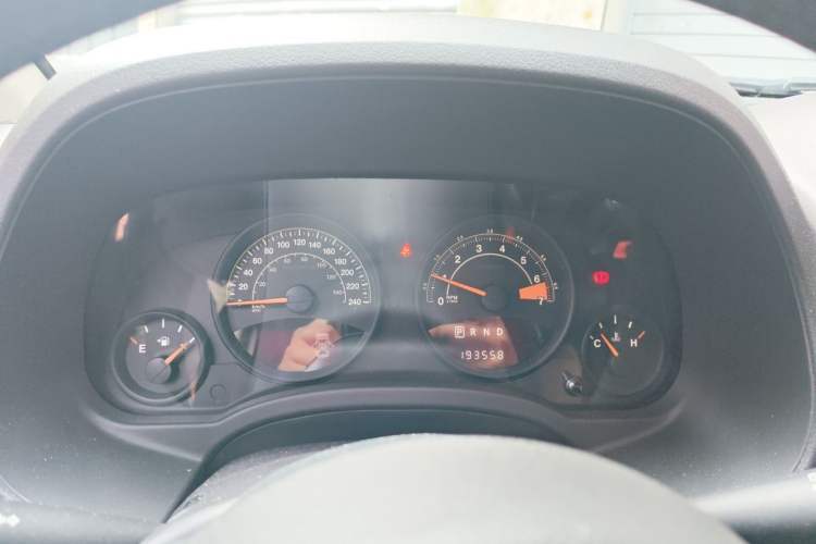 Used Jeep Compass 2014 Revised Version 2.0L Two-Wheel Drive Entry-Level Edition Instrument Cluster