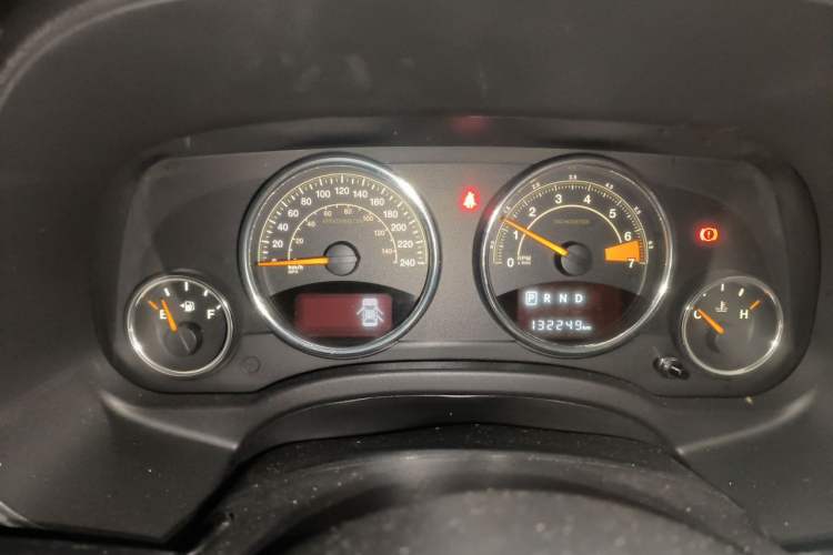 Used Jeep Compass 2014 Revised Version 2.0L Two-Wheel Drive Elite Edition Instrument Cluster