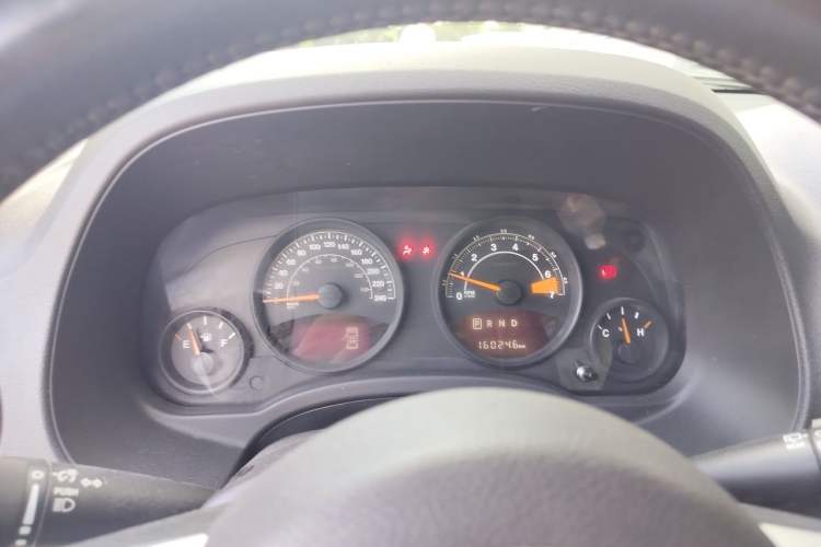 Used Jeep Compass 2014 2.0L two-wheel drive sport version Instrument Cluster