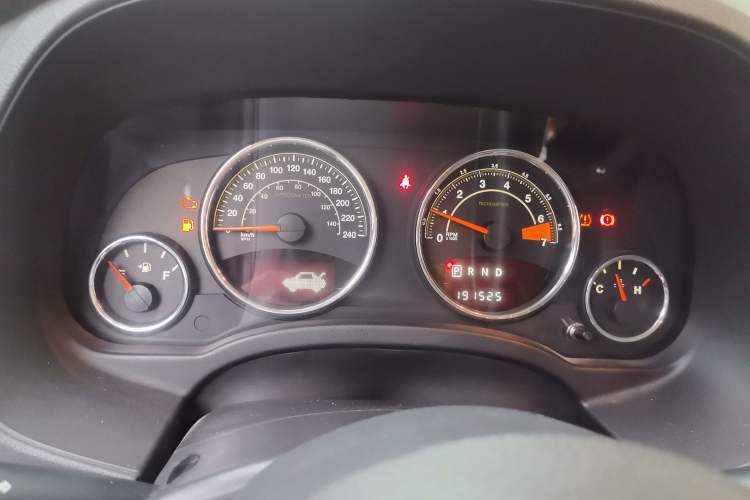 Used Jeep Compass 2014 Revised Version 2.0L Two-Wheel Drive Elite Edition Instrument Cluster