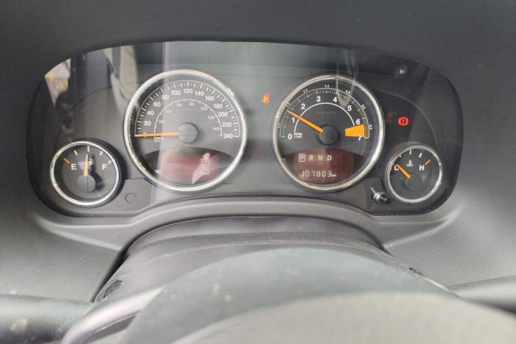 Used Jeep Compass 2014 Revised Version 2.4L Four-Wheel Drive Comfort Edition Instrument Cluster