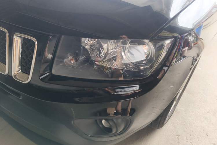 Used Jeep Compass 2014 2.0L two-wheel drive sport version Left Front Headlight