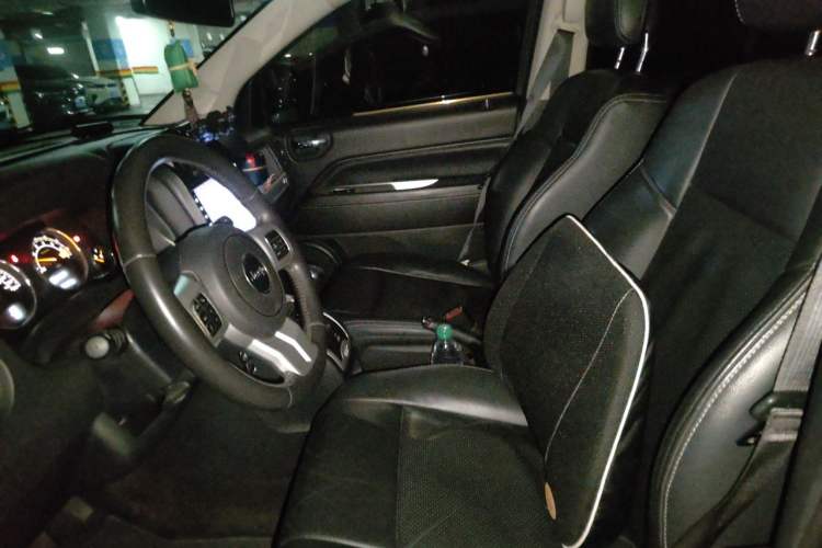 Used Jeep Compass 2014 2.0L two-wheel drive luxury version Left Front Seat