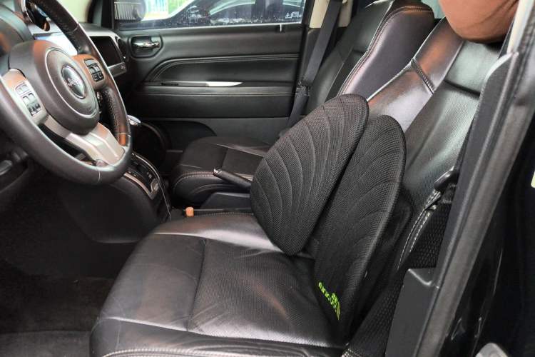 Used Jeep Compass 2014 2.0L two-wheel drive luxury version Left Front Seat