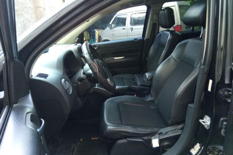 Used Jeep Compass 2014 Revised Version 2.4L Four-Wheel Drive Comfort Edition Left Front Seat