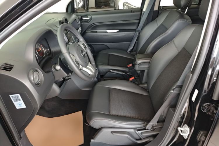 Used Jeep Compass 2014 Revised Version 2.4L Four-Wheel Drive Comfort Edition Left Front Seat