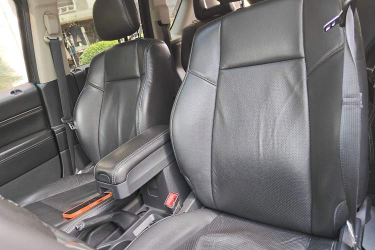 Used Jeep Compass 2014 Revised Version 2.4L Four-Wheel Drive Luxury Edition Left Front Seat