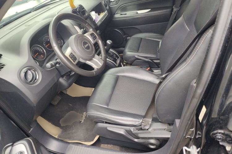 Used Jeep Compass 2014 Revised Version 2.4L Four-Wheel Drive Comfort Edition Left Front Seat