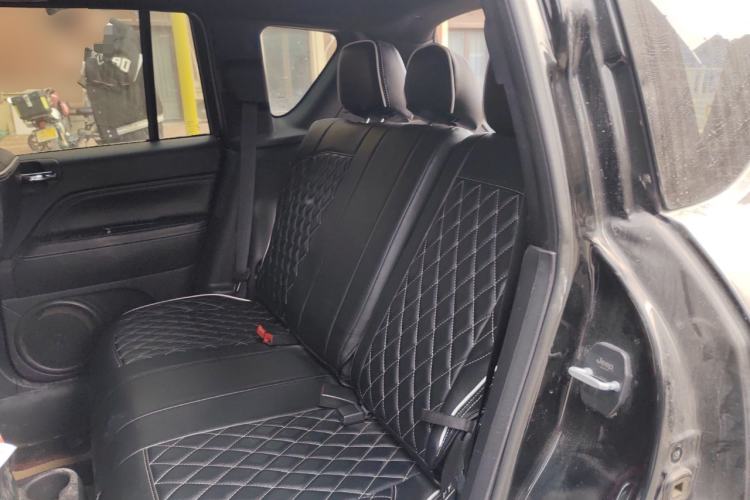 Used Jeep Compass 2014 2.4L Four-Wheel Drive Serpentine Collection Edition Left Rear Seat