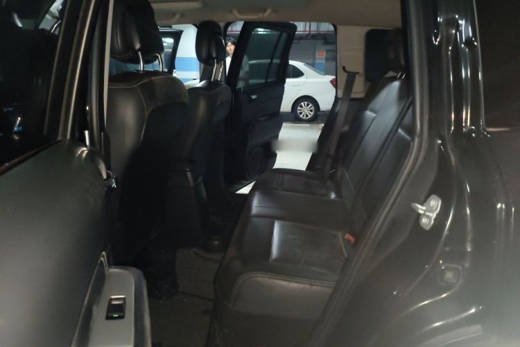 Used Jeep Compass 2014 Revised Version 2.0L Two-Wheel Drive Elite Edition Left Rear Seat