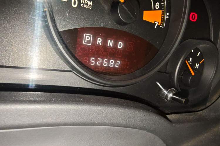 Used Jeep Compass 2014 2.0L two-wheel drive sport version Odometer Close Up