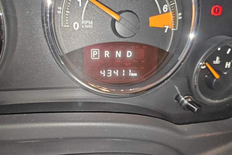 Used Jeep Compass 2014 Revised Version 2.0L Two-Wheel Drive Elite Edition Odometer Close Up