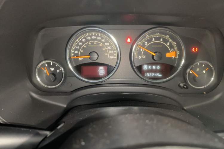 Used Jeep Compass 2014 Revised Version 2.0L Two-Wheel Drive Elite Edition Odometer Close Up