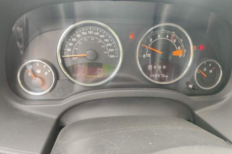 Used Jeep Compass 2014 Revised Version 2.0L Two-Wheel Drive Elite Edition Odometer Close Up