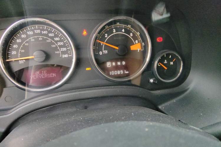 Used Jeep Compass 2014 Revised Version 2.4L Four-Wheel Drive Luxury Edition Odometer Close Up