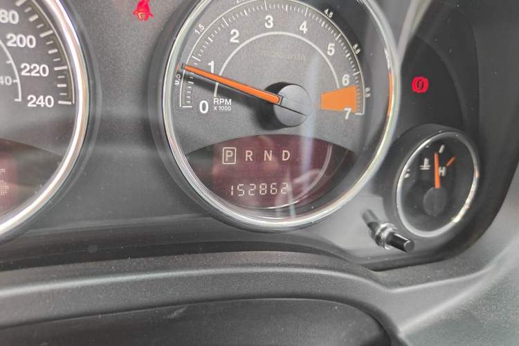Used Jeep Compass 2014 Revised Version 2.4L Four-Wheel Drive Comfort Edition Odometer Close Up