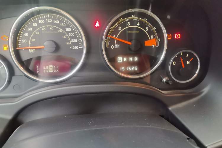 Used Jeep Compass 2014 Revised Version 2.0L Two-Wheel Drive Elite Edition Odometer Close Up