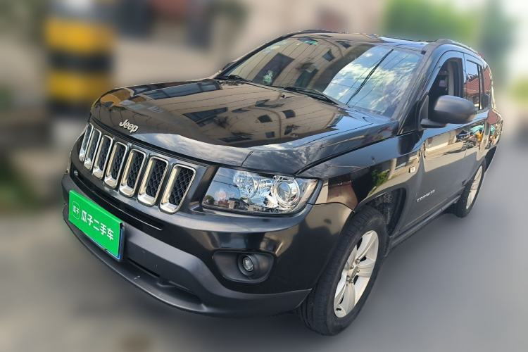Used Jeep Compass 2014 2.0L two-wheel drive sport version Guazi used car, China used car export, Used car for sale, Used  cars, Cheapest cars for sale