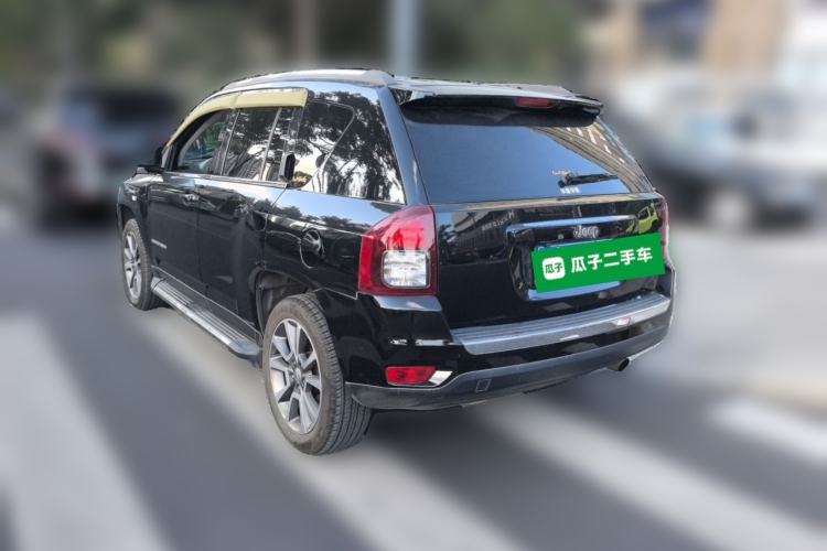 Used Jeep Compass 2014 2.0L two-wheel drive luxury version Rear Left 45 Deg