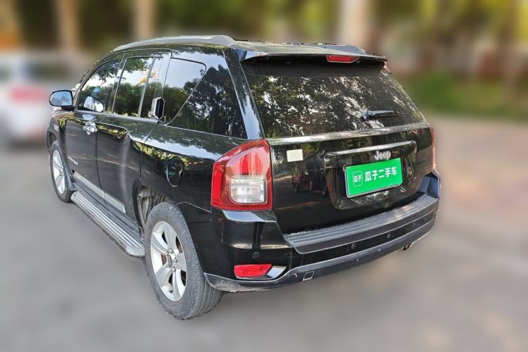 Used Jeep Compass 2014 2.4L four-wheel drive sport version Rear Left 45 Deg