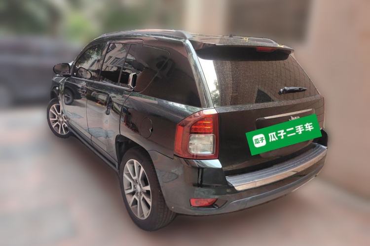 Used Jeep Compass 2014 2.4L four-wheel drive luxury version Rear Left 45 Deg
