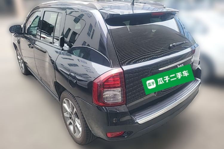 Used Jeep Compass 2014 Revised Version 2.4L Four-Wheel Drive Luxury Edition Rear Left 45 Deg