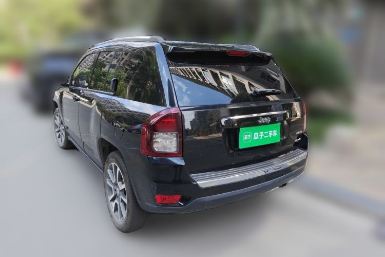 Used Jeep Compass 2014 Revised Version 2.4L Four-Wheel Drive Luxury Edition Rear Left 45 Deg