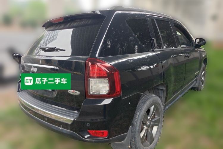 Used Jeep Compass 2014 Revised Version 2.4L Four-Wheel Drive Comfort Edition Rear Right 45 Deg