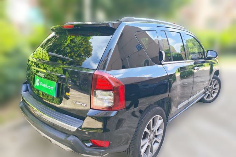 Used Jeep Compass 2014 Revised Version 2.0L Two-Wheel Drive Elite Edition Rear Right 45 Deg