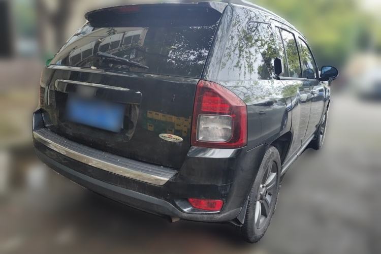 Used Jeep Compass 2014 Revised Version 2.4L Four-Wheel Drive Comfort Edition Rear Right 45 Deg