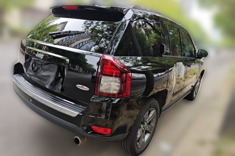 Used Jeep Compass 2014 Revised Version 2.4L Four-Wheel Drive Comfort Edition Rear Right 45 Deg