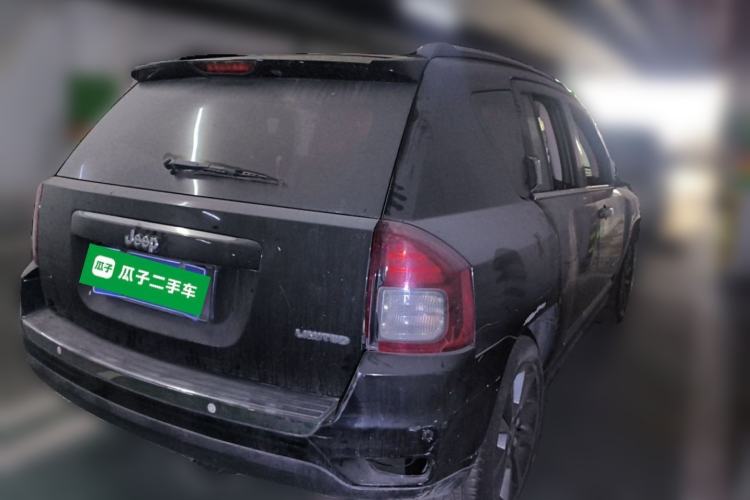 Used Jeep Compass 2014 2.0L two-wheel drive luxury version Rear Right 45 Deg