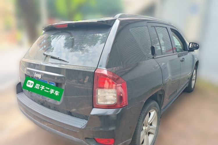 Used Jeep Compass 2014 Revised Version 2.0L Two-Wheel Drive Entry-Level Edition Rear Right 45 Deg