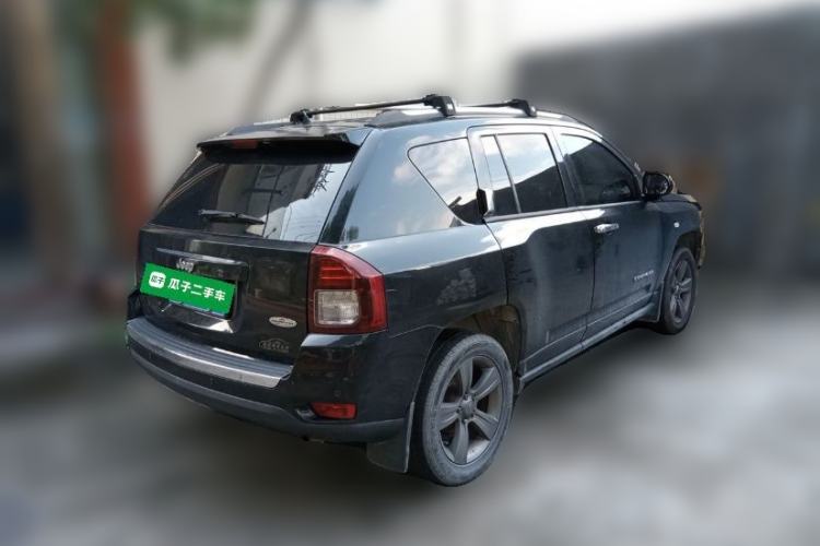 Used Jeep Compass 2014 Revised Version 2.4L Four-Wheel Drive Comfort Edition Rear Right 45 Deg