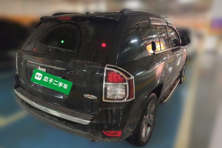 Used Jeep Compass 2014 Revised Version 2.4L Four-Wheel Drive Comfort Edition Rear Right 45 Deg